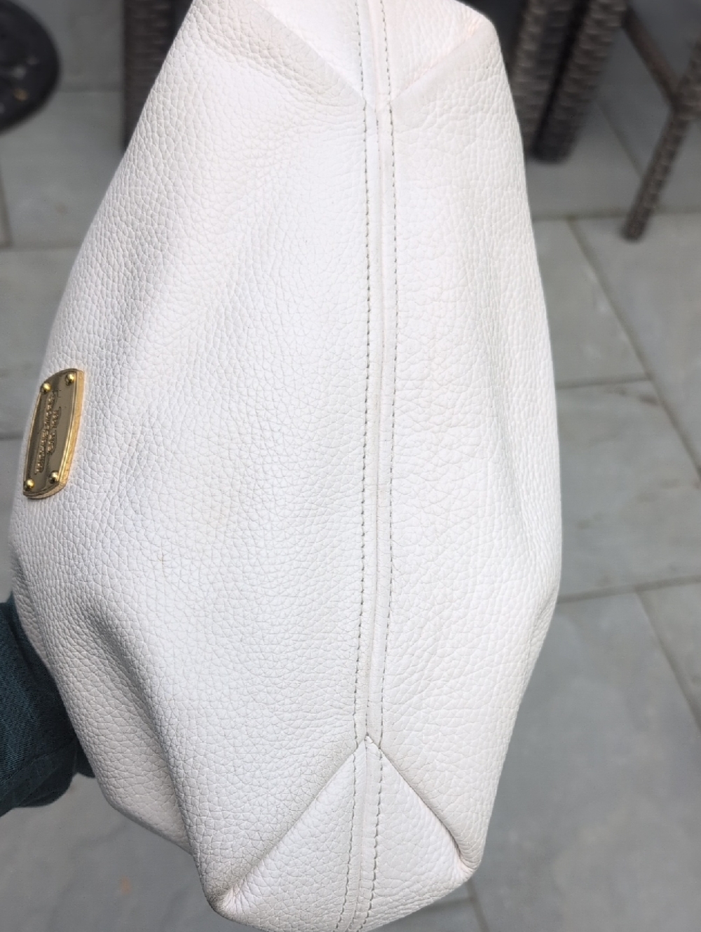 Michael Kors Cream Pebbled Leather Hobo With Crossbody Strap. EUC - Picture 7 of 12